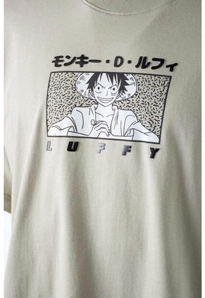 Camiseta De One Piece Regular Fit Para Hombre XS