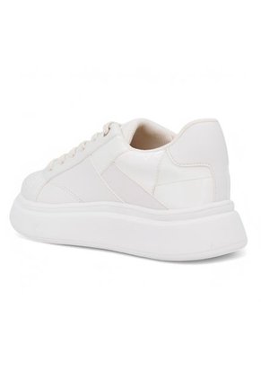 TENIS BLANCO OPPOSITE NAZIRA