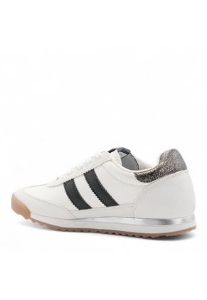 TENIS BLANCO OPPOSITE CHALICE