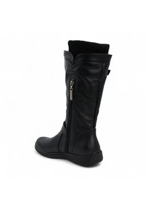 BOTA NEGRO OPPOSITE SUYAY