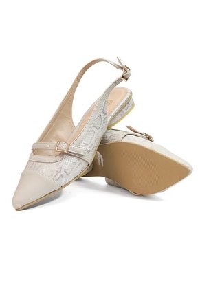 Baleta Casual Mujer Beige Origen Keyra