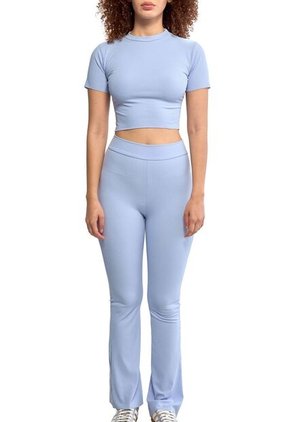 Conjunto Deportivo Mujer Azul Cielo Alaia 02