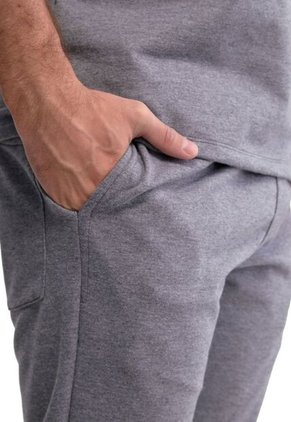 Conjunto Deportivo Hombre Gris Alaia