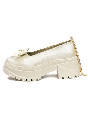 Zapatos Mujer Beige Origen Lía