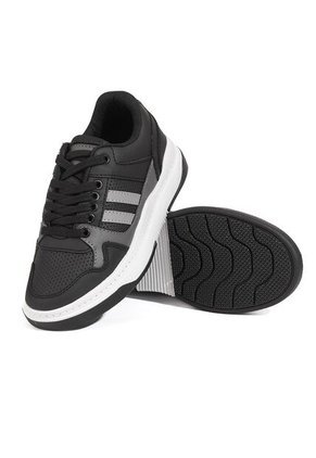 Tenis Niño Origen Simón Negro X Gris