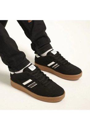 Tenis Mujer Negro Millennials Moscú