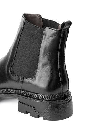 Botas Chelsea Negras En Cuero Para Hombre ORIGEN Salerno