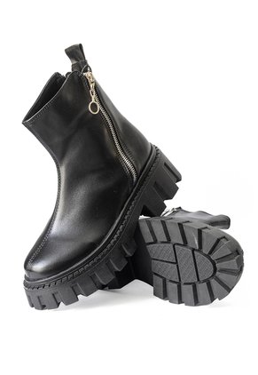 Botines Negros Suela Robusta Con Cremallera Para Mujer ORIGEN Noemi