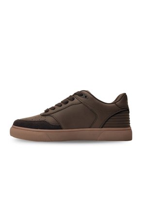 ZAPATILLAS HOMBRE OSIRIS BROWN CURIO
