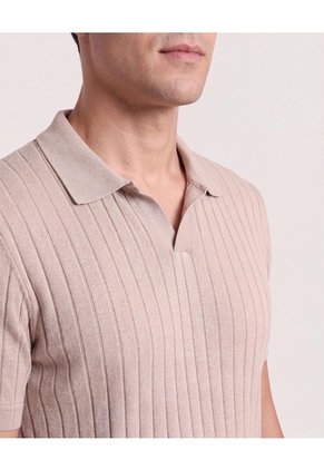 Polo Tricot Line Texture  Para Hombre Camel Ostu