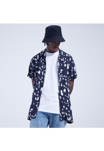 Camisa Para Hombre Manga Corta Sin Bolsillo Color Negro Marca Ostu #60010584 Ostu