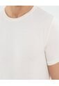 Camiseta Para Hombre Manga Corta Cuello Redondo Color Crema Marca Ostu #60091651 de Ostu
