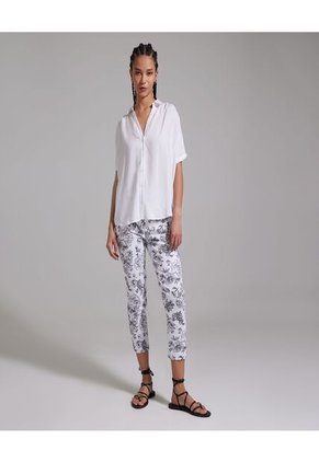 Pantalon Para Mujer Capri Color Blanco Marca Ostu #40070462