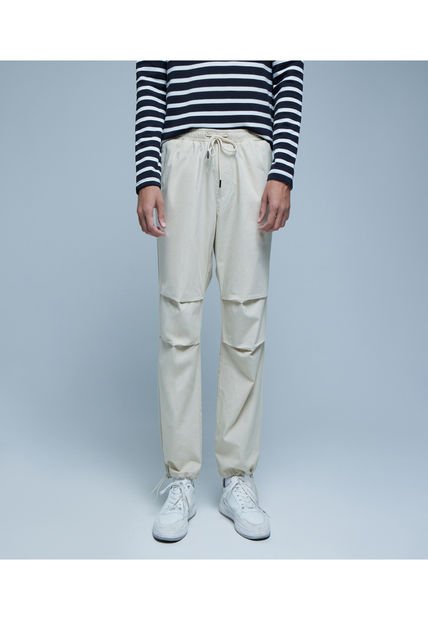 Pantalon Para Hombre Jogger Color Beige Marca Ostu #60070314