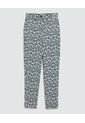 Pantalon Para Mujer Capri Color Verde  Marca Ostu #40070463 de Ostu