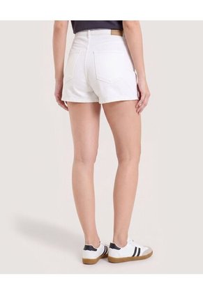 Short Mom Clean Style Para Mujer Blanco Ostu