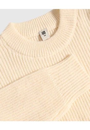 Saco Para Niña Cuello Redondo Color Crema Marca Ostu #90330005