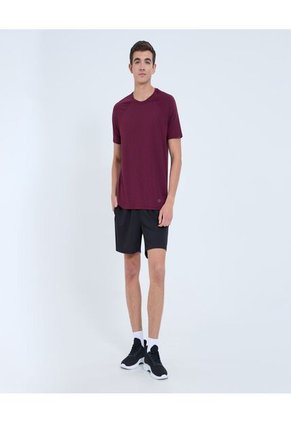Camiseta Para Hombre Manga Corta Cuello Redondo Color Vino Marca Ostu #60091623