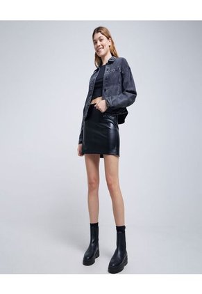 Falda Para Mujer Corto Color Negro Marca Ostu #40140132