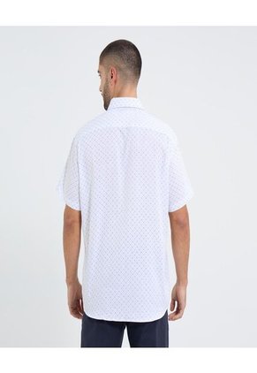 Camisa Para Hombre Manga Corta Con Bolsillo Cuello Button D Color Blanco Marca Ostu #60010809