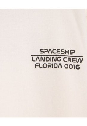 Buzo Para Niño Cuello Redondo Color Crema Marca Ostu #80060137