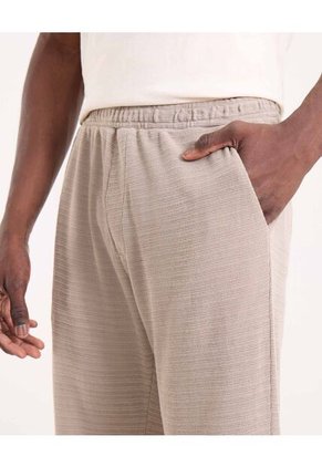Pantalón Para Hombre Jogger Color Beige Marca Ostu #60070499
