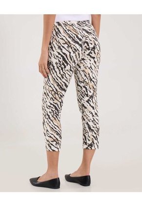 Pantalon Para Mujer Capri Color Crema Marca Ostu #40070685