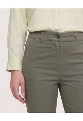 Pantalón Basico Capri  Para Mujer Verde Ostu