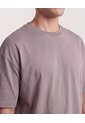 Camiseta Relaxed Estampado Posterior  Para Hombre Café Ostu de Ostu
