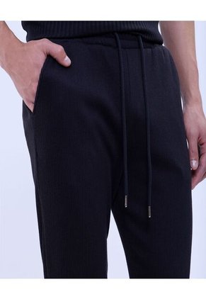 Pantalon Para Hombre  Color Negro Marca Ostu #60070439