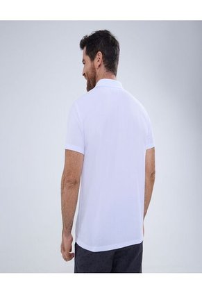 Polo Para Hombre Cuello Tejido Sin Bolsillo Color Blanco Marca Ostu #60110241