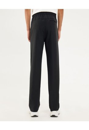 Pantalón Para Hombre Jogger Color Negro Marca Ostu #60070500