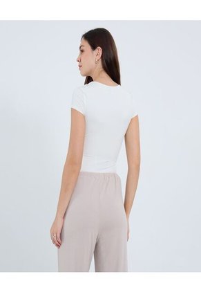 Body Para Mujer Manga Corta Color Crema Marca Ostu #40200177