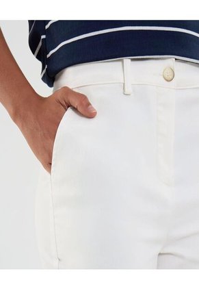 Pantalón Para Mujer Capri Color Arena Marca Ostu #40070771