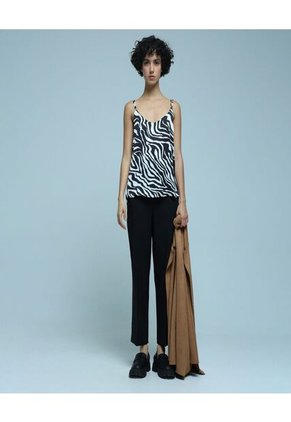 Blusa Para Mujer Manga Sisa Color Negro Marca Ostu #40120967