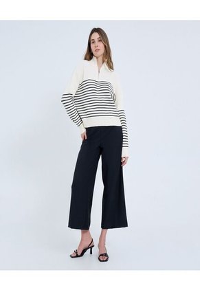 Saco Para Mujer Cuello Alto O Cuello Tortuga Color Crema Marca Ostu #40330091