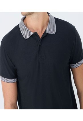 Polo Para Hombre Cuello Tejido Sin Bolsillo Color Negro Marca Ostu #60110751