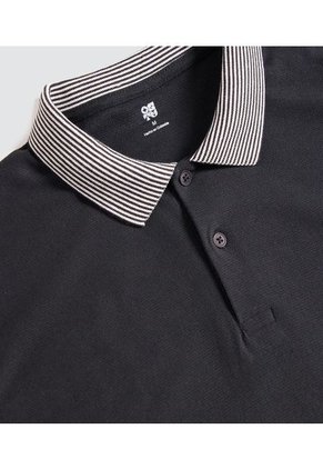 Polo Para Hombre Cuello Tejido Sin Bolsillo Color Negro Marca Ostu #60110751