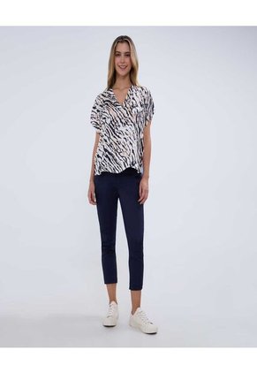 Pantalon Para Mujer Capri Color Azul  Marca Ostu #40070684