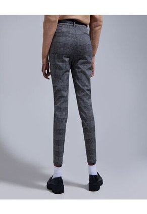 Pantalon Para Mujer Chino Color Negro Marca Ostu #40070486