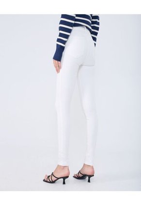 Jean Para Mujer Push Up Color Crudo Marca Ostu #40160486