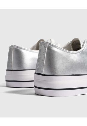 Tenis Para Mujer Canvas Color Plata Marca Ostu #40720158