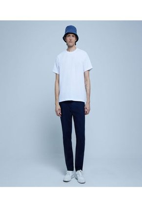 Camiseta Para Hombre Ostu Color Blanco Material 68% Poliéster 29% Algodón 3% Elastano