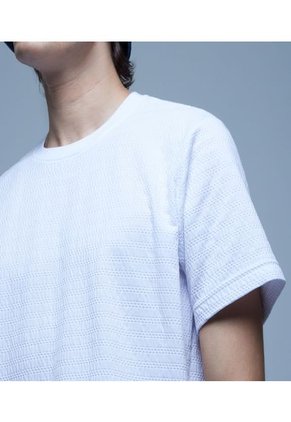 Camiseta Para Hombre Ostu Color Blanco Material 68% Poliéster 29% Algodón 3% Elastano