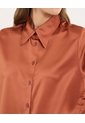 Camisa  Para Mujer Manga Larga Color Terracota Marca Ostu #40010322 de Ostu