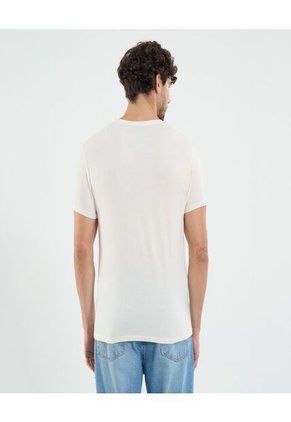 Camiseta Para Hombre Manga Corta Cuello Redondo Color Crema Marca Ostu #60091651