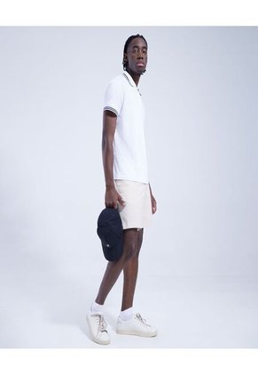 Polo Para Hombre Cuello Tejido Sin Bolsillo Color Blanco Marca Ostu #60110533