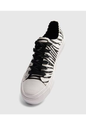 Tenis Para Mujer Canvas Color Blanco Marca Ostu #40720167