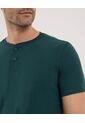 Camiseta Para Hombre Manga Corta Cuello Henley Color Verde  Marca Ostu #60091424 de Ostu