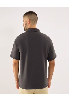 Polo Para Hombre Cuello Maquina Sin Bolsillo Color Gris Marca Ostu #60110815